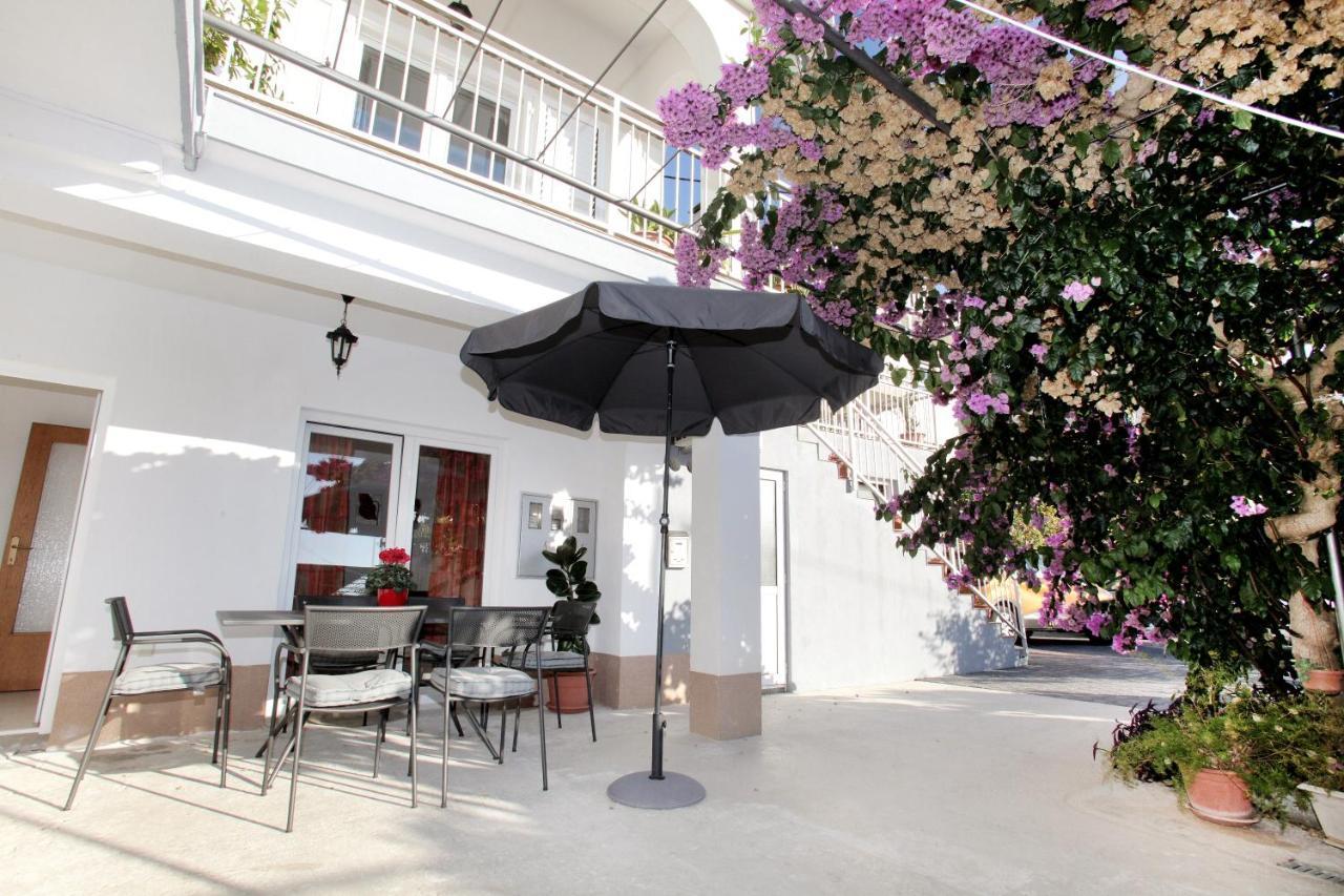 Apartments Vaska Trogir Exteriör bild